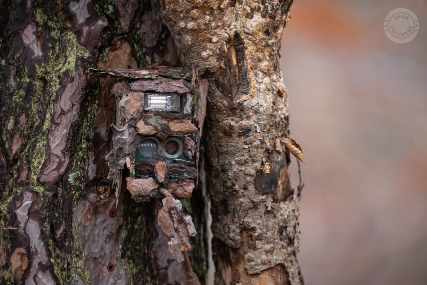 Fotopasca je v ochrannom boxe chránená pred manipuláciou či poškodením.