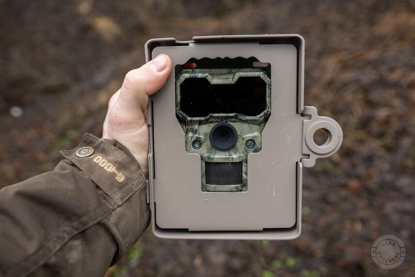 Masívny bezpečnostný box je okrem modelu KeepGuard KG 790 (na fotke) kompatibilný aj s ďalšími modelmi: KG 795W a KG 795NV.