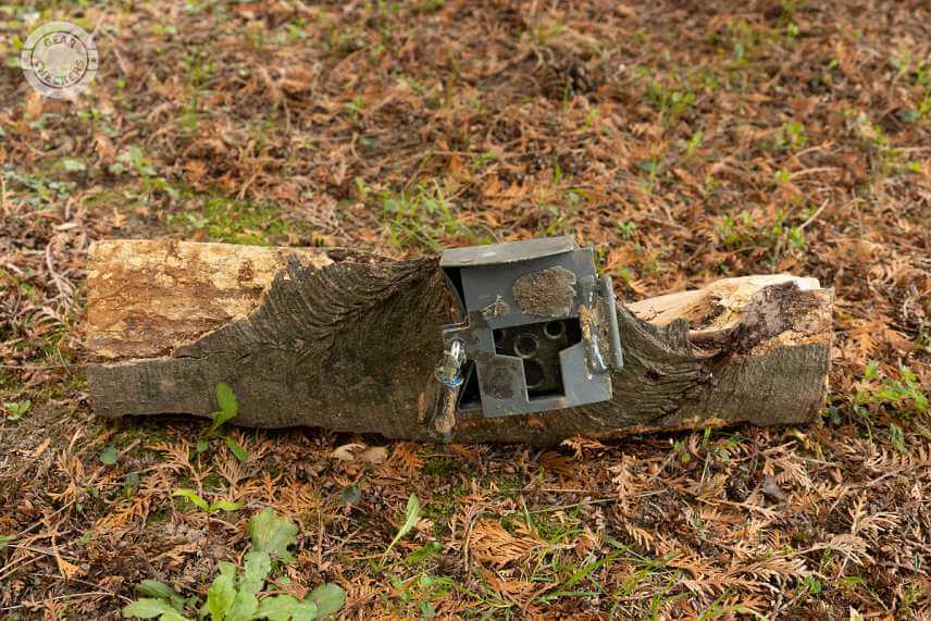 Fotopasca po drsnej ceste na lesn&yacute; sklad.