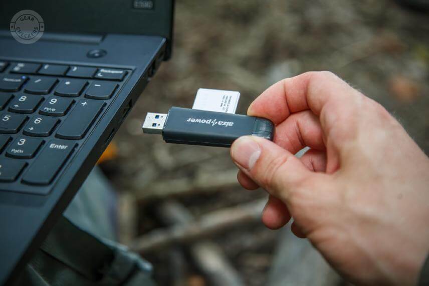 Čítačka s USB aj USB-C umožňuje zobraziť zábery na väčšine telefónoch aj notebookoch.