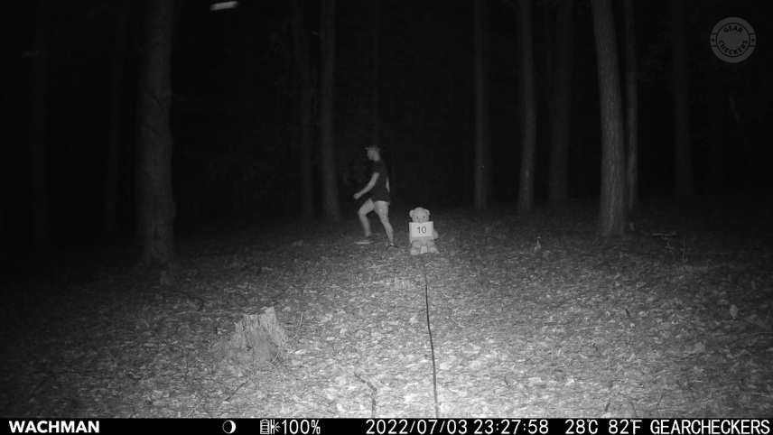 Nočný prísvit v režime AUTO, rýchlosť uzávierky 1/15 s.