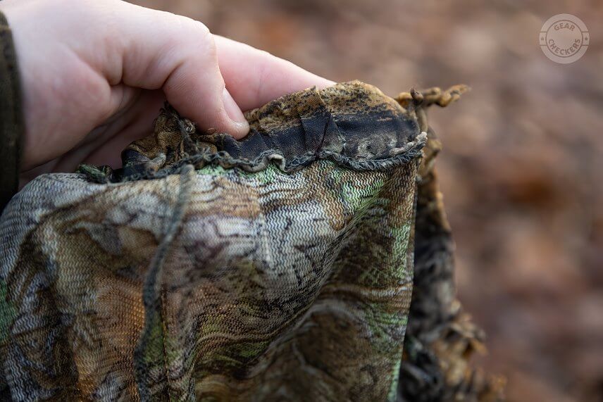 Nanovo prešité manžety nohavíc.