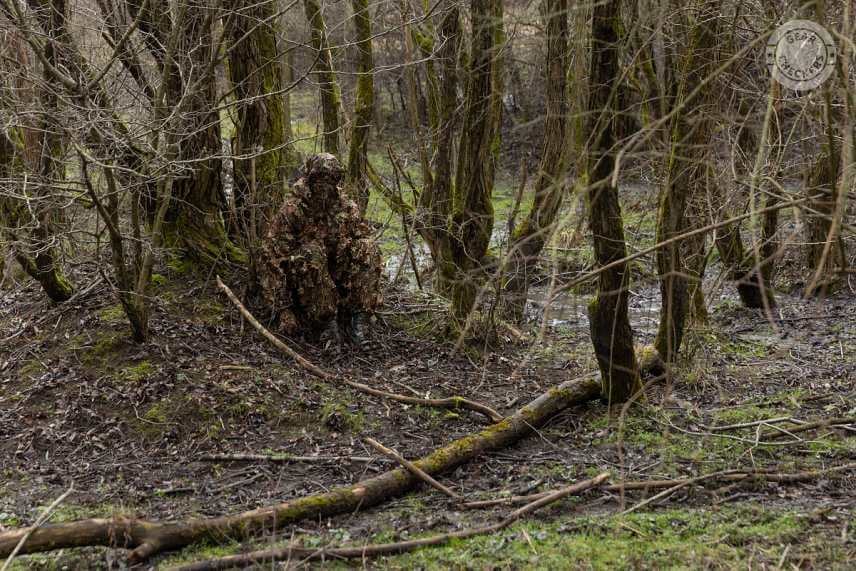 Maskovací oblek Deerhunter. Pohľad z cca 15 m.