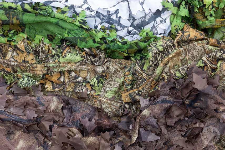 Porovnanie farebnosti s inými oblekmi